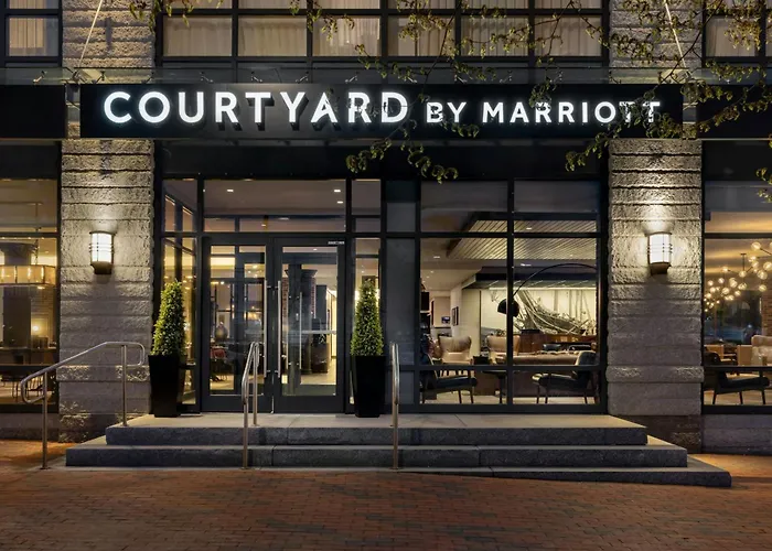 Courtyard By Marriott Portland Downtown/Waterfront